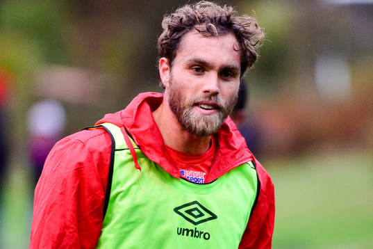 Johan Elmander innan U21 matchen mellan ÖIS och GAIS