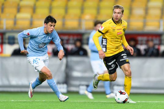 Elfsborgs Thomas Kind Bendiksen och Malmö FFs Aron Már