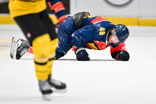 Djurgårdens Mikko Kousa har ont