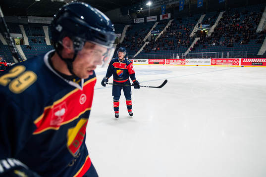 Djurgårdens Matt Anderson och Emil Johansson deppar