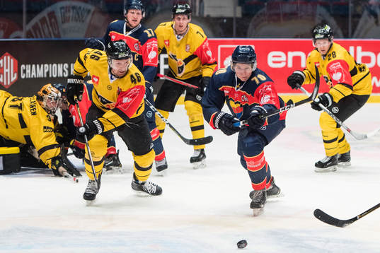 KalPas Jussi Timonen och Djurgårdens Marcus Davidsson