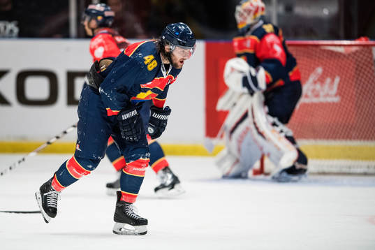 Djurgårdens Mikko Kousa får ont