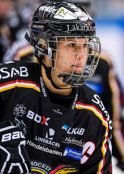 Luleås Emma Eliasson på uppvärmningen