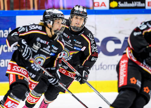 Luleås Emma Nordin på uppvärmningen