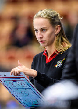 Luleås assisterande tränare Lisa Ekberg