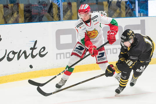 s Fredrik Karlström