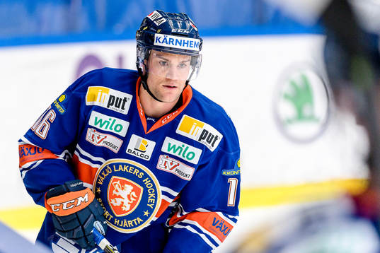 Växjös Geoff Platt före ishockeymatchen i SHL mellan