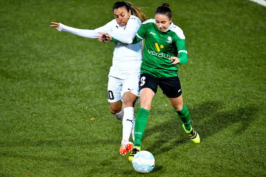 Rosengårds Marta Viera Da Silva och Breidabliks Arna Dis