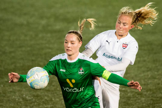 Breidabliks Rakel Hönnudottir och Rosengårds Ebba Wieder