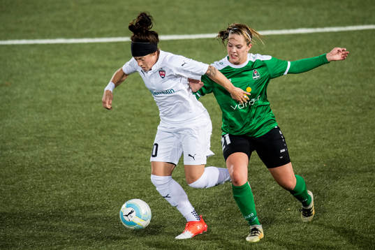 Rosengårds Ella Masar och Breidabliks Hildur Antonsdottir