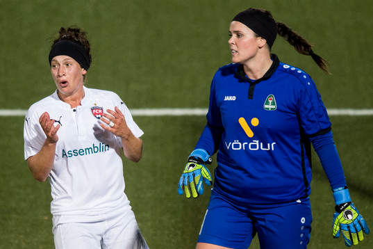 Rosengårds Ella Masar deppar bredvid Breidabliks målvakt