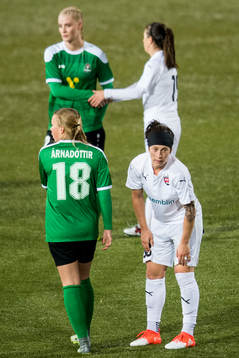 Rosengårds Ella Masar och Breidabliks Kristin Dis