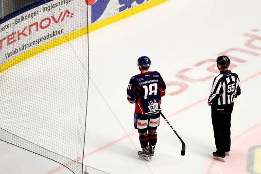 Linköpings Jacob Lilja får matchstraff