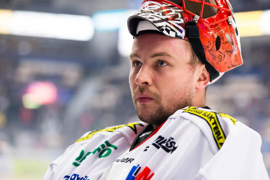 Örebros målvakt Julius Hudacek