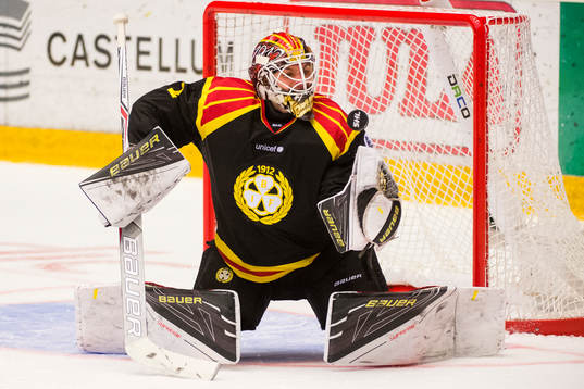 Brynäs målvakt Felix Sandström