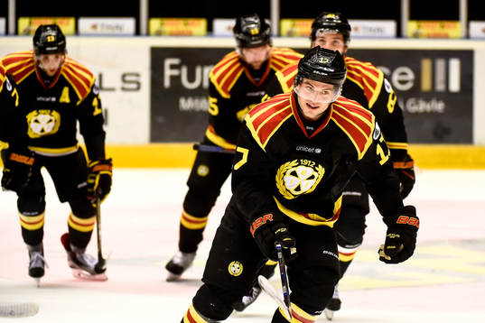 Brynäs Pathrik Westerholm jublar