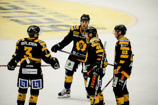Skellefteås Niclas Burström , Joakim Lindström, Oscar