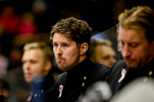 Skellefteås assisterande tränare Stefan Klockare  deppar