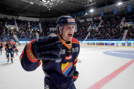 Djurgårdens Daniel Brodin jublar