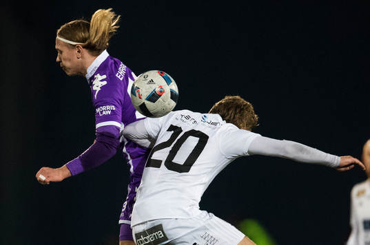 IFK Göteborgs Elias Mar Omarsson och Oskarshamns Jakob