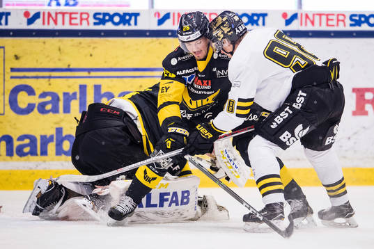 s Jesper Bratt