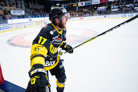 Västerås Christopher Fish reagerar