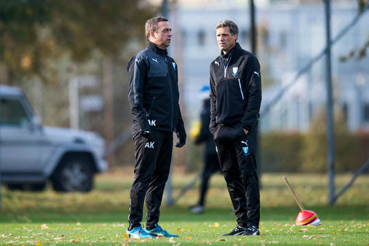 Malmö FFs tränare Allan Kuhn och assisterande tränare