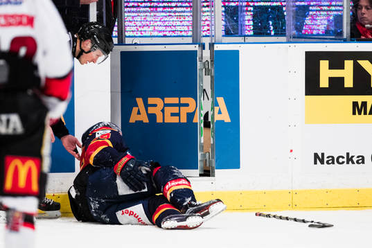 Djurgårdens Daniel Brodin ligger skadad