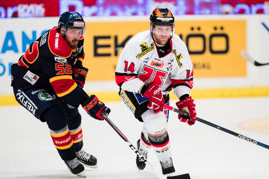 Djurgårdens Mikael Ahlén och Örebros Tom Wandell