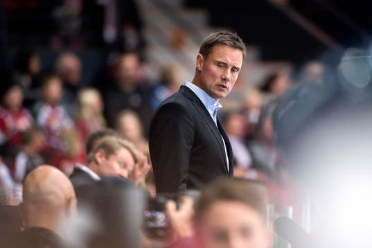Frölundas tränare Roger Rönnberg deppar