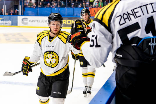 Brynäs Kevin Clark jublar