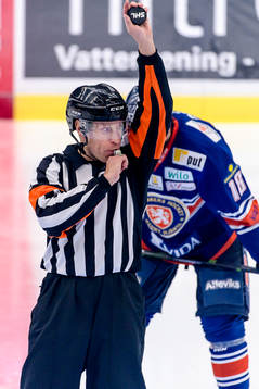Domare Tobias Björk