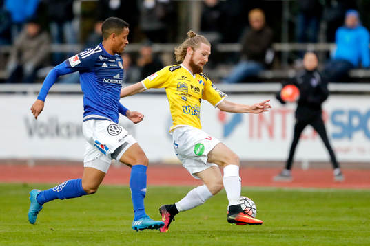 Sundsvalls Jonathan Morsay och Falkenbergs Thomas Drage