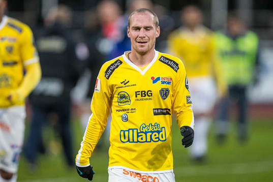 Falkenbergs Christoffer Carlsson deppar