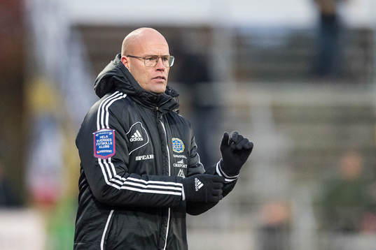Sundsvalls tränare Joel Cedergren deppar