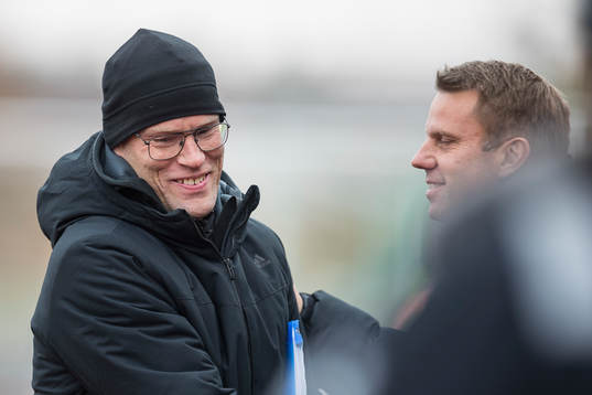 Sundsvalls tränare Joel Cedergren och Falkenbergs tränare