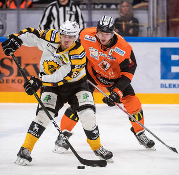 Skellefteås Emil Djuse  och Karlskronas Morten Madsen