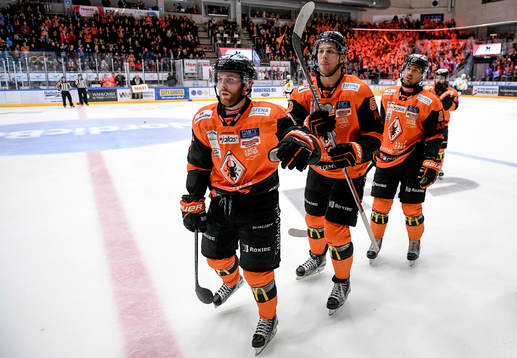 Karlskronas Kristoffer Söder jublar