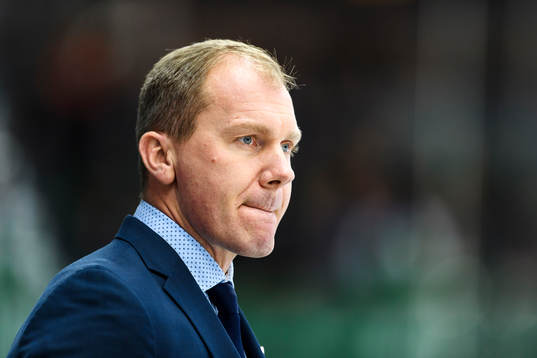 s tränare Johan Lindbom
