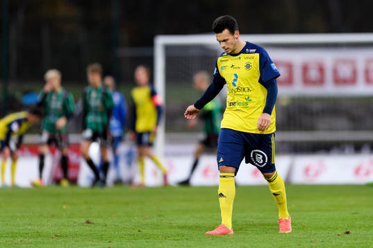 Ängelholms Dennis Stojanovic Fredin deppar