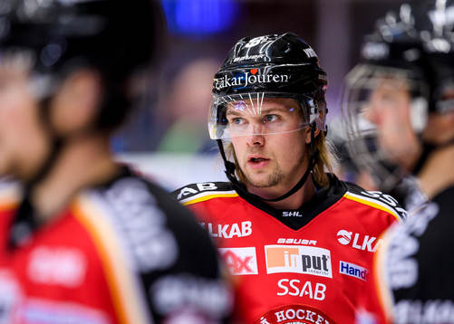 Luleås Viktor Amnér på uppvärmningen