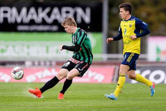 Varbergs Anton Liljenbäck och Ängelholms Ardian Rexhepi