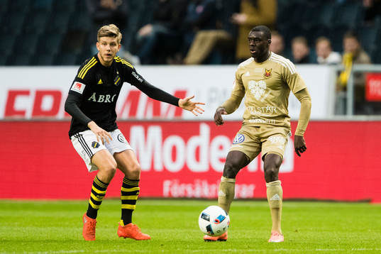 s Anton Jönsson Salétros och Östersunds Ken Sema