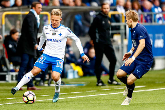 Norrköpings Nicklas Bärkroth och Malmö FFs Oscar Lewicki