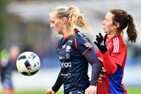 Linköpings Stina Blackstenius och Vittsjö Johanna