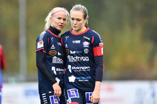 Linköpings Pernille Mosegaard Harder och Magdalena Eriksson