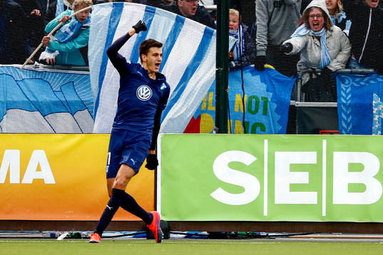 Malmö FFs Alexander Jeremejeff jublar