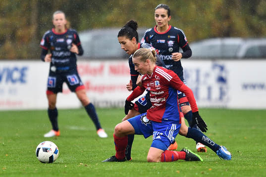 Vittsjö Linda Sällström och Linköpings Claudia Neto