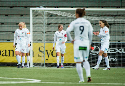 Rosengårds Ebba Wieder, Amanda Ilestedt, Emma Berglund,