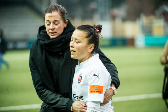 Rosengårds Lotta Schelin och Alexandra Lowe Riley deppar